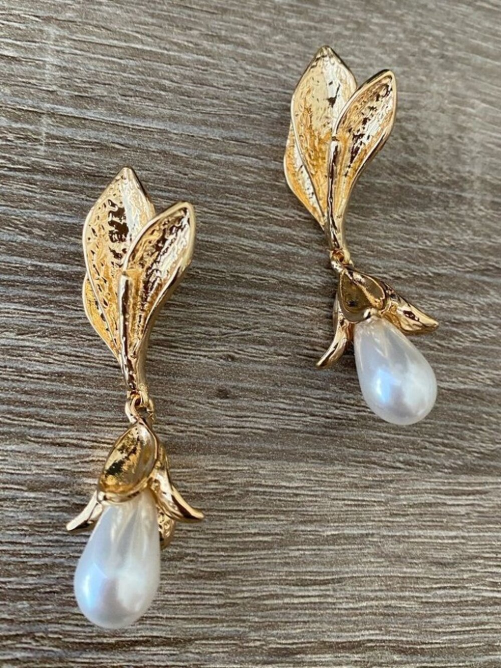 Vintage style dropearrings M127